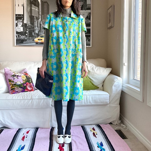 Dresses & Skirts - A-line floral mod dress